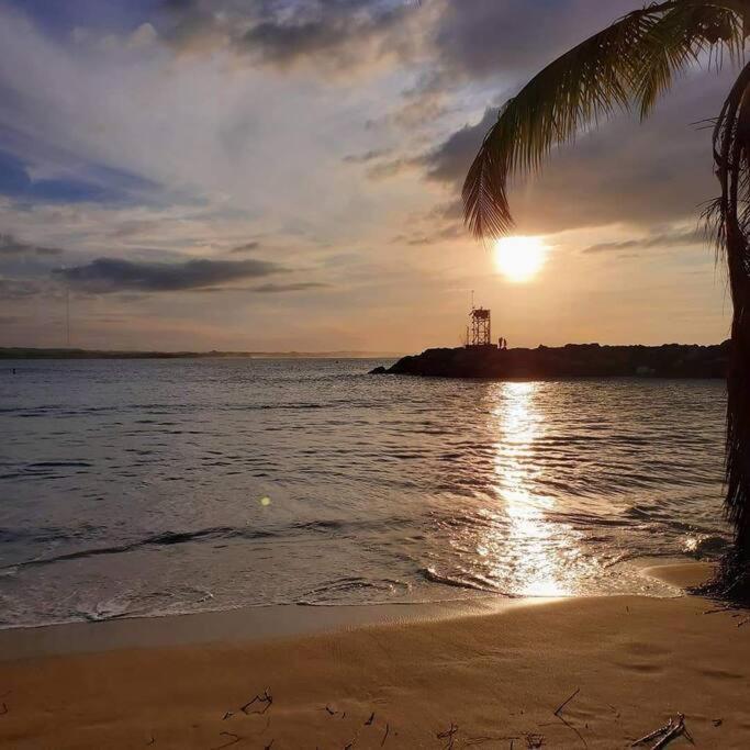 Dulce Atardecer 5 Playa Rompeolas, Aguadilla Buitenkant foto